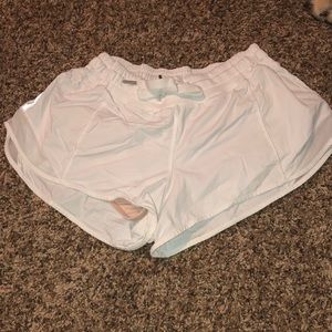 White lululemon shorts